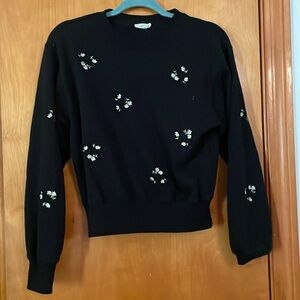 Navy lightweight pullover with daisies